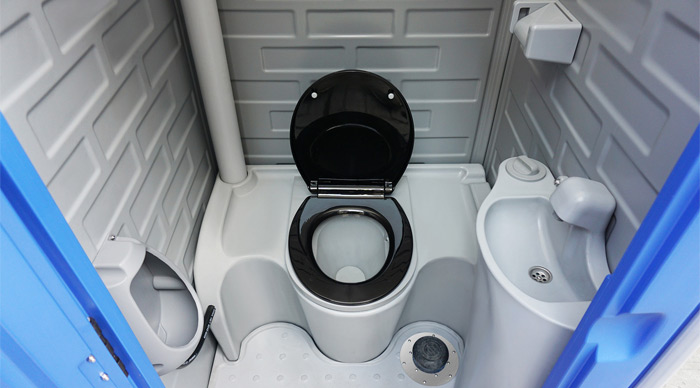 PORTABLE TOILET FOR SALE